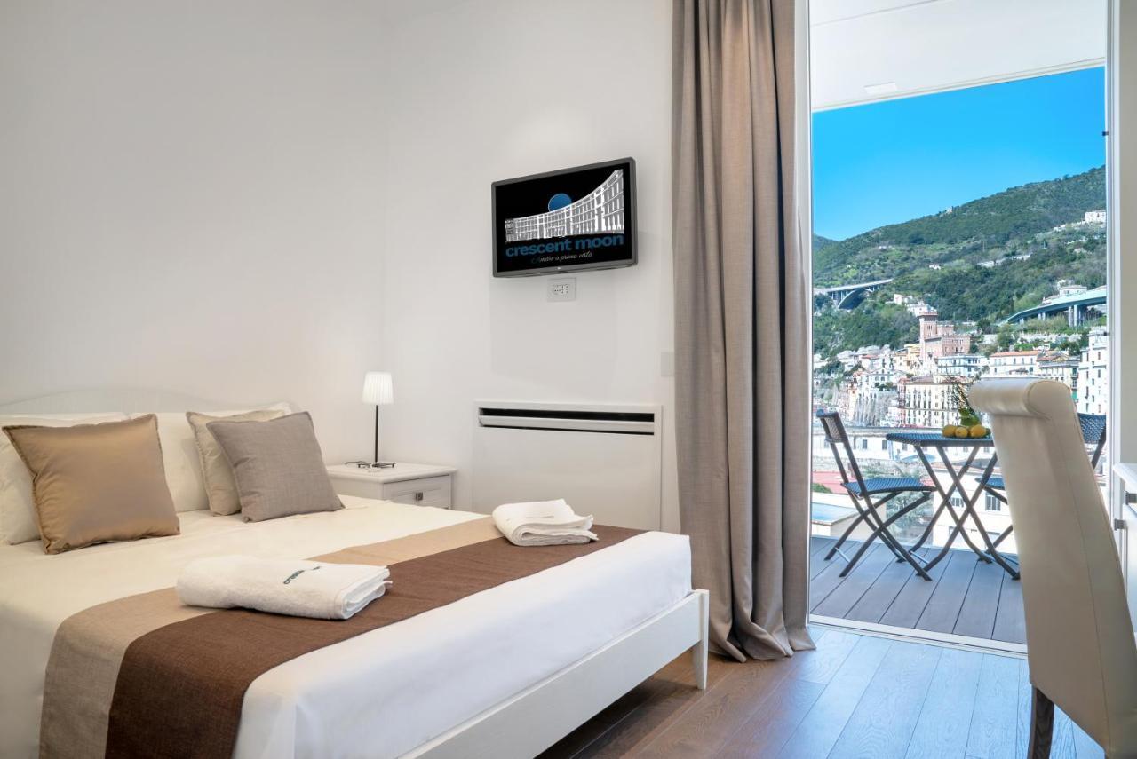 Crescent Moon Bed & Breakfast Salerno Bagian luar foto