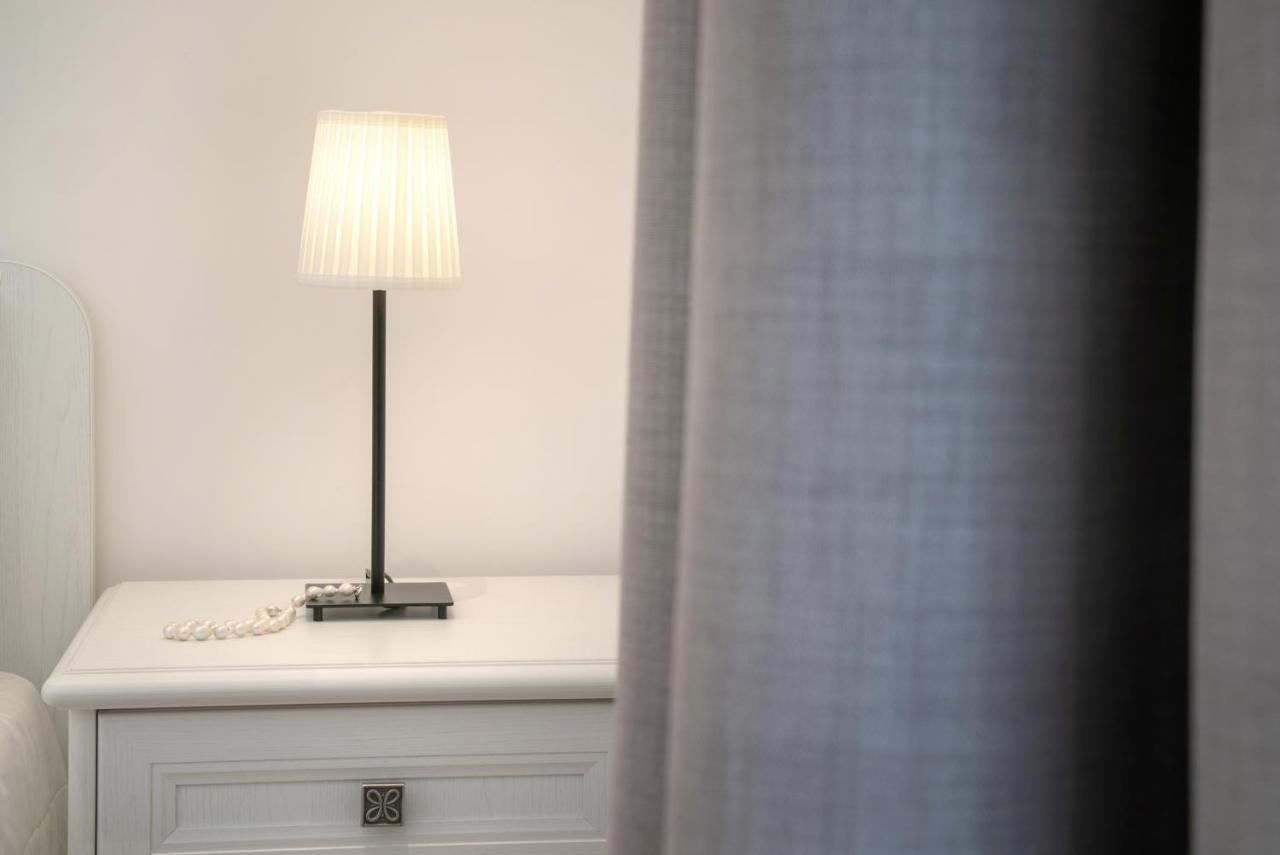 Crescent Moon Bed & Breakfast Salerno Bagian luar foto