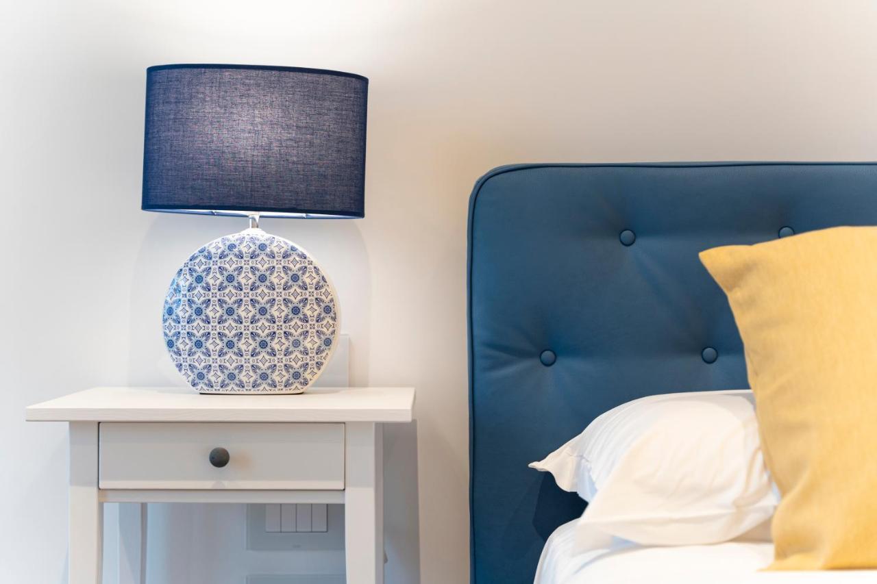 Crescent Moon Bed & Breakfast Salerno Bagian luar foto