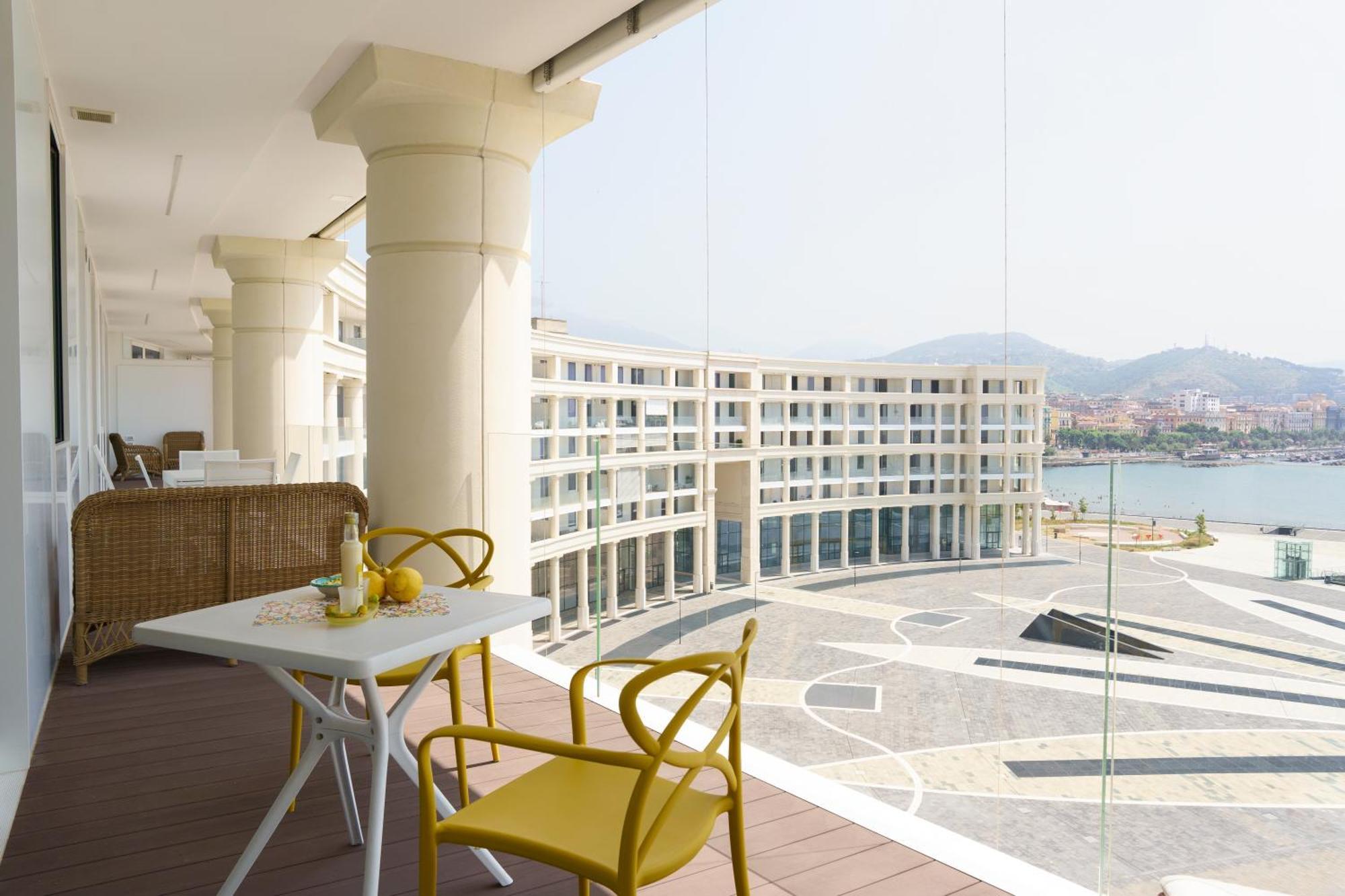 Crescent Moon Bed & Breakfast Salerno Bagian luar foto