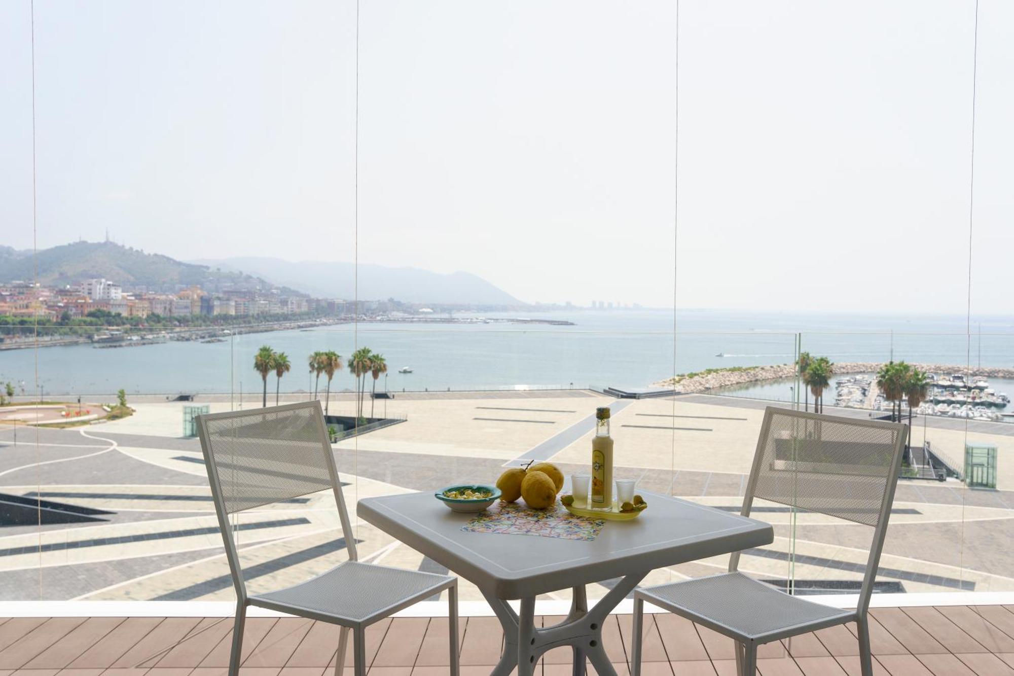 Crescent Moon Bed & Breakfast Salerno Bagian luar foto