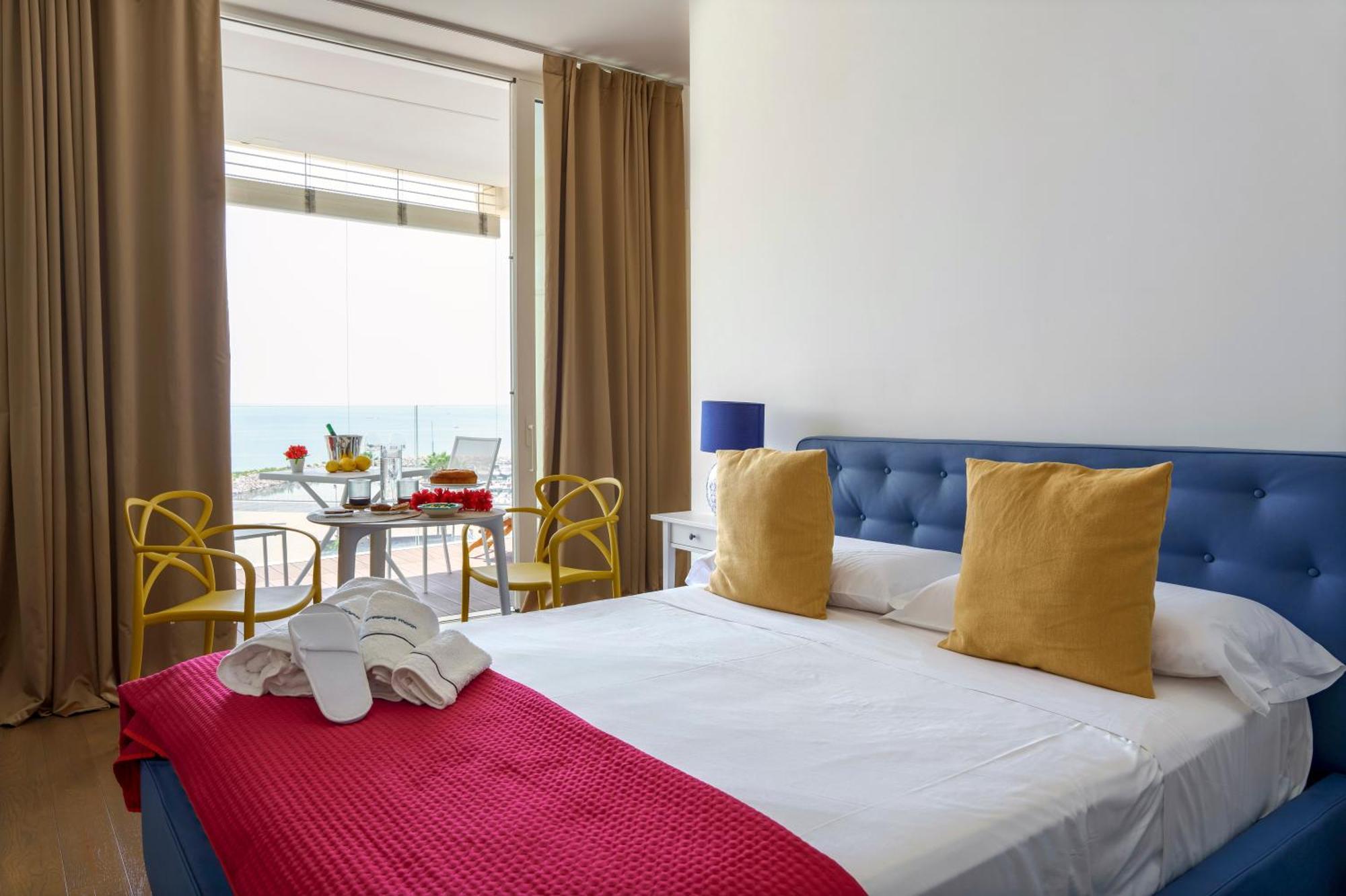 Crescent Moon Bed & Breakfast Salerno Bagian luar foto